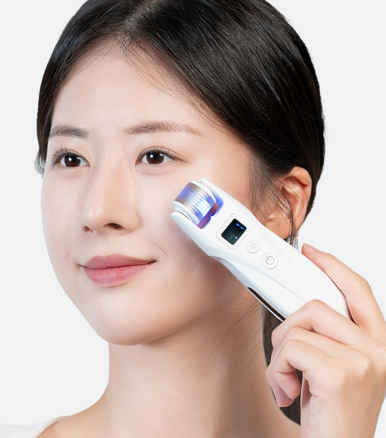 Cellology Pore Shot MTS Set  (MTS Device + Ampoule 30ml + 4 Cartridges)