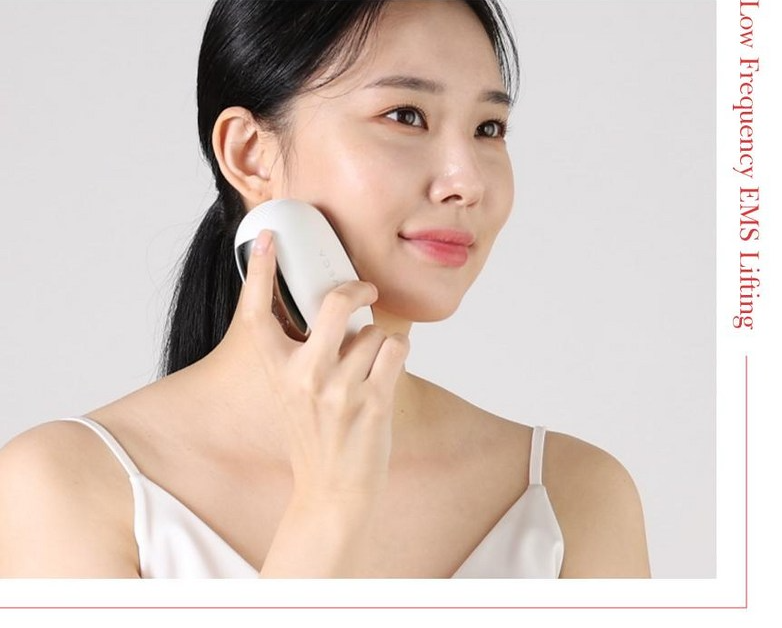 Viveca Reborn All-In-One Galvanic Massage Device