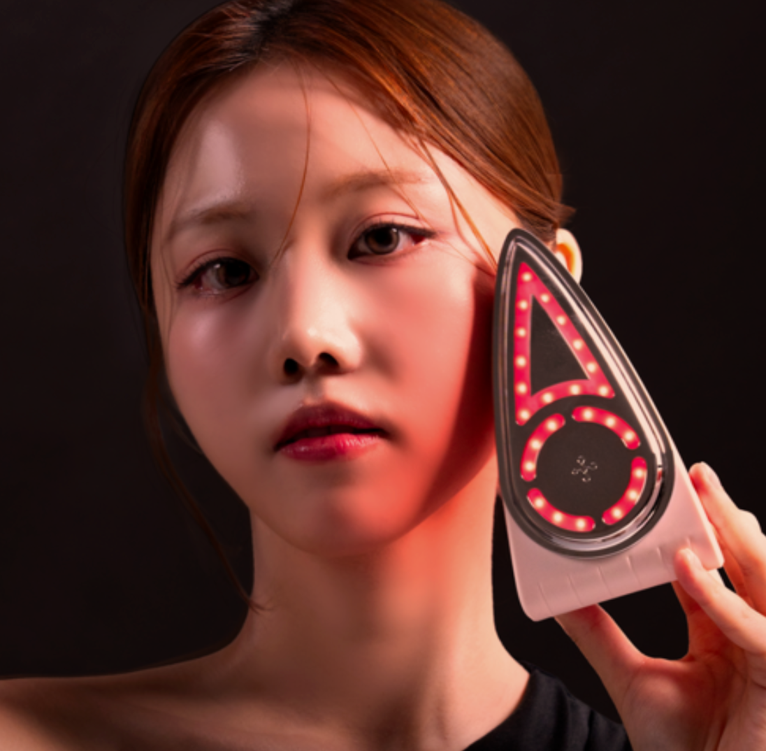 Cellology CELLNEWMER Iron – Advanced Facial Sculpting & Lifting Device (Professional Skin Rejuvenation at Home)